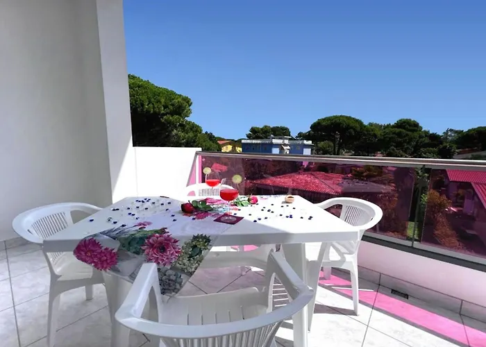 Days And Poolside Relax *